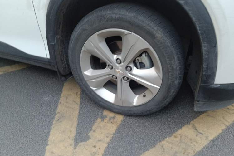 Used Chevrolet Menlo 2022 Star Enjoyment Edition Plus Right Front Wheel Hub