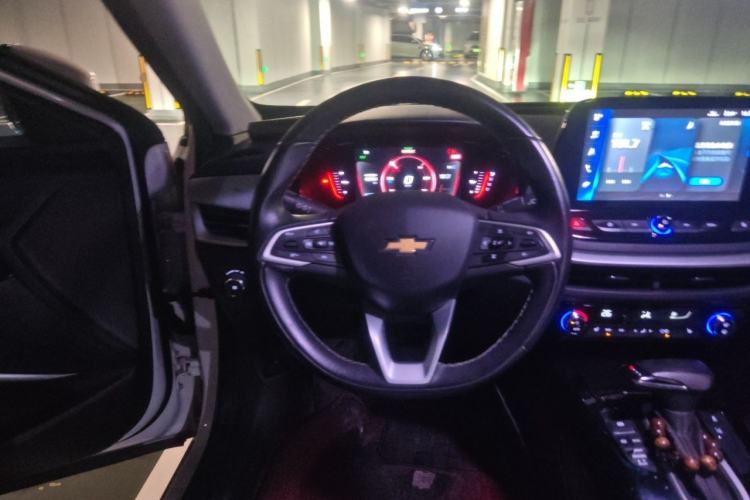 Used Chevrolet Menlo 2022 Starry Edition Steering Wheel