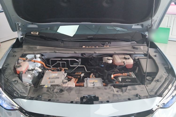 Used Chevrolet Menlo 2023 Starry Edition Engine Bay