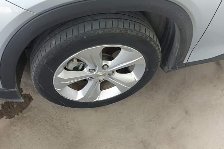 Used Chevrolet Menlo 2023 Star Enjoyment Version Plus Left Front Wheel Hub