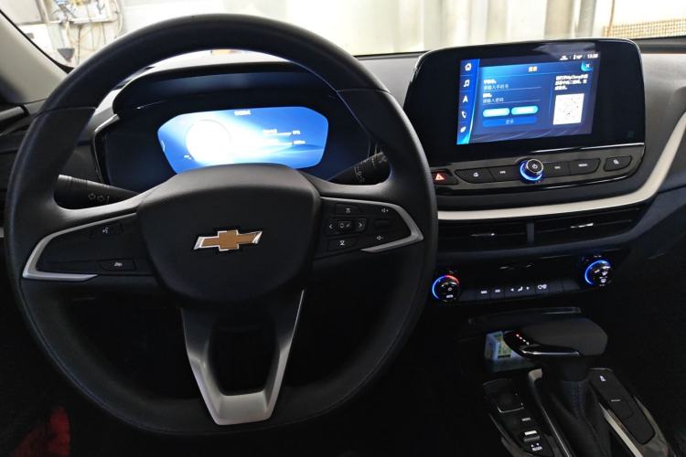 Used Chevrolet Menlo 2023 Starry Edition Center Console