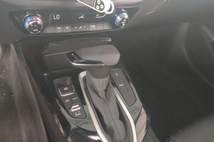 Used Chevrolet Menlo 2023 Star Enjoyment Version Plus Gear Lever