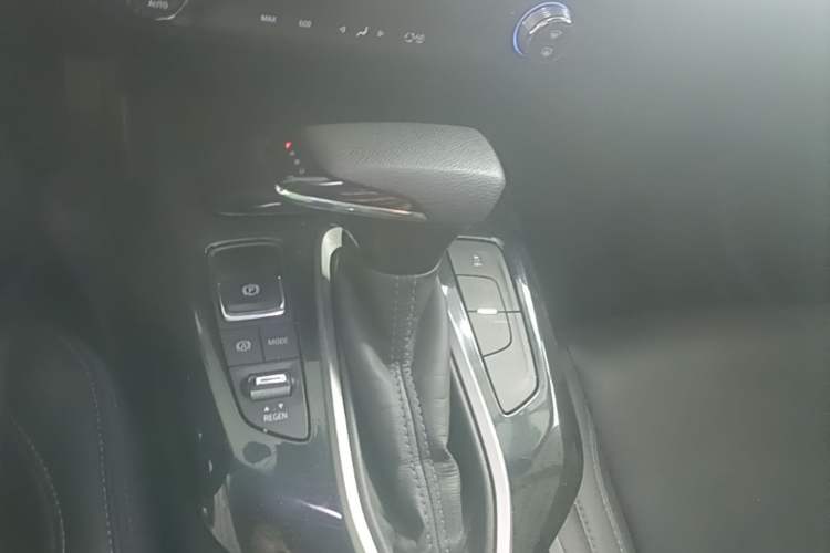 Used Chevrolet Menlo 2023 Star Enjoy Edition Gear Lever