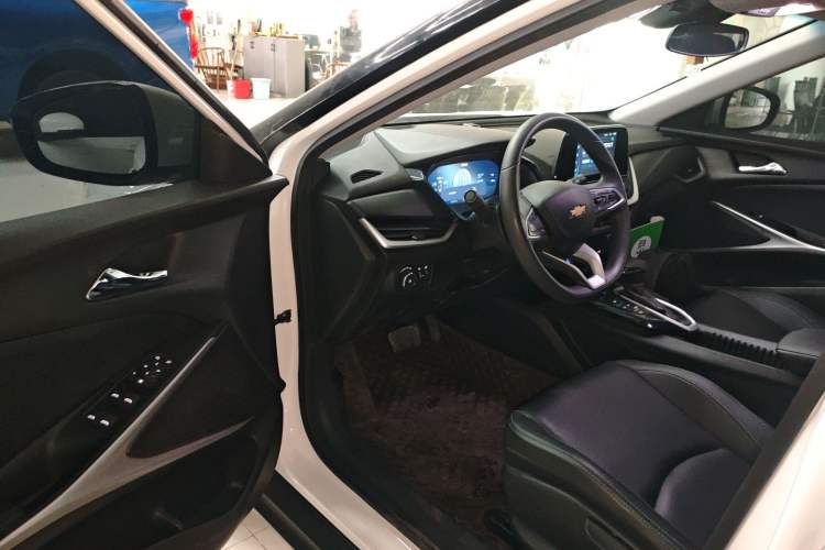 Used Chevrolet Menlo 2023 Star Enjoyment Version Plus Interior 3