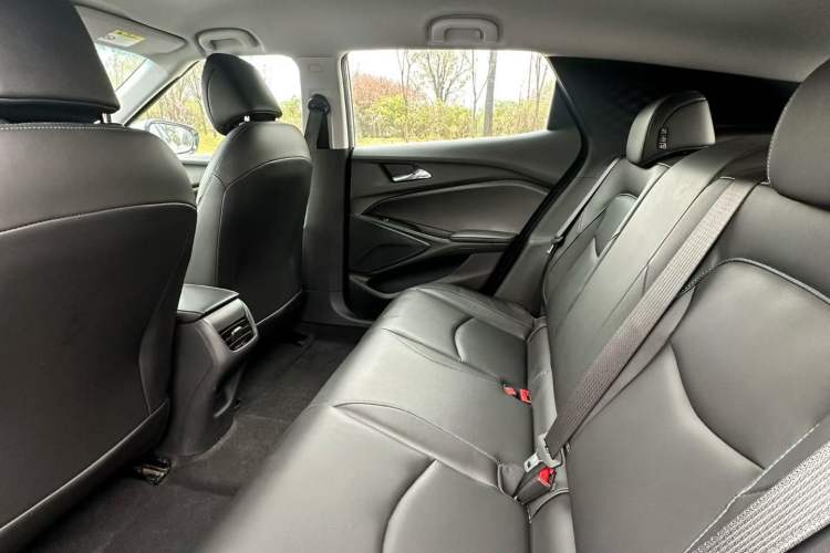 Used Chevrolet Menlo 2023 Star Enjoyment Version Plus Interior 4