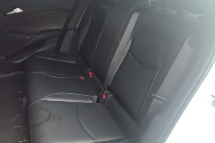 Used Chevrolet Menlo 2023 Star Enjoyment Version Plus Left Rear Seat