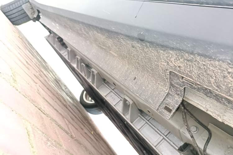 Used Chevrolet Menlo 2023 Starry Edition Right Side Sill