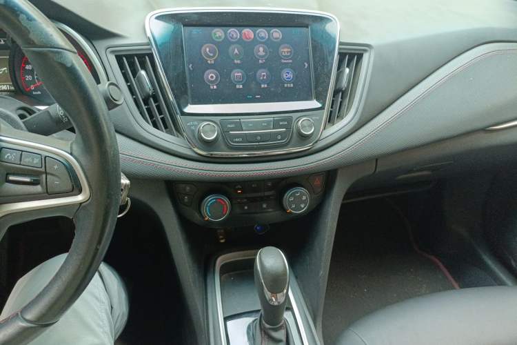Used Chevrolet Monza 2019 RS 330T Automatic Comfort Edition China VI Standard Audio And AC Panel