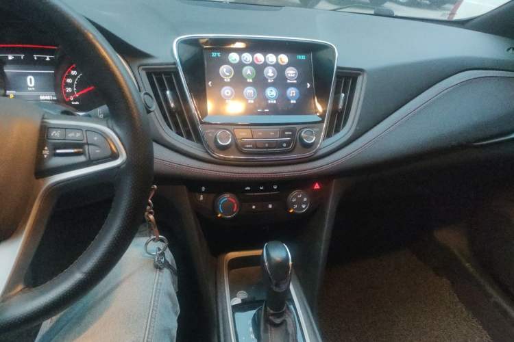Used Chevrolet Monza 2019 RS 330T Automatic Comfort Edition China VI Standard Audio And AC Panel