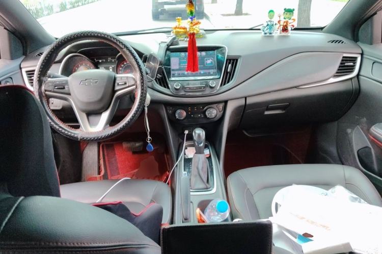 Used Chevrolet Monza 2019 RS 330T Automatic Comfort Edition China VI Standard Center Console