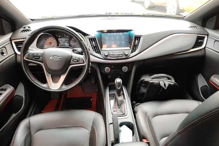 Used Chevrolet Monza 2019 RS 330T Automatic Comfort Edition China VI Standard Center Console
