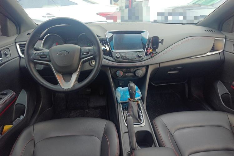 Used Chevrolet Monza 2019 RS 330T Automatic Comfort Edition China VI Standard Center Console