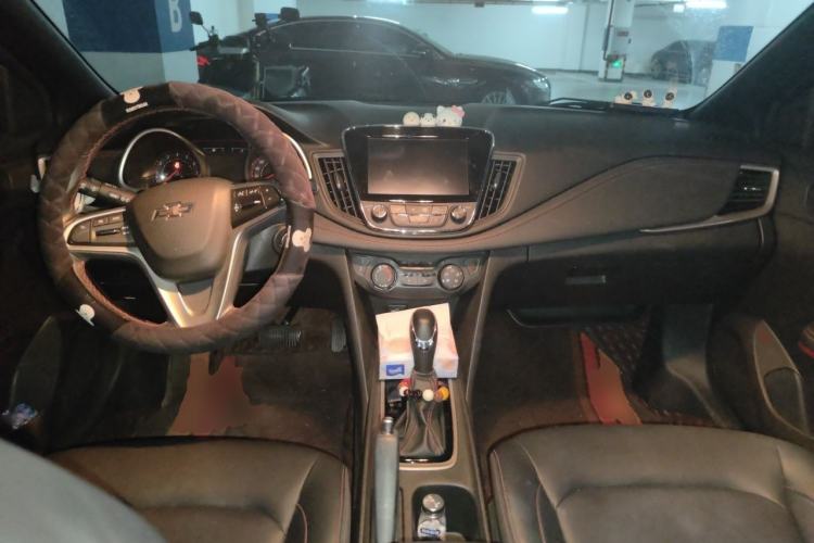 Used Chevrolet Monza 2019 RS 330T Automatic Comfort Edition China VI Standard Center Console