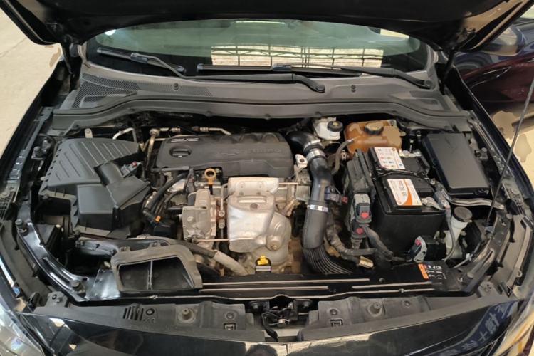 Used Chevrolet Monza 2019 RS 330T Automatic Sporty Edition China VI Standard Engine Bay