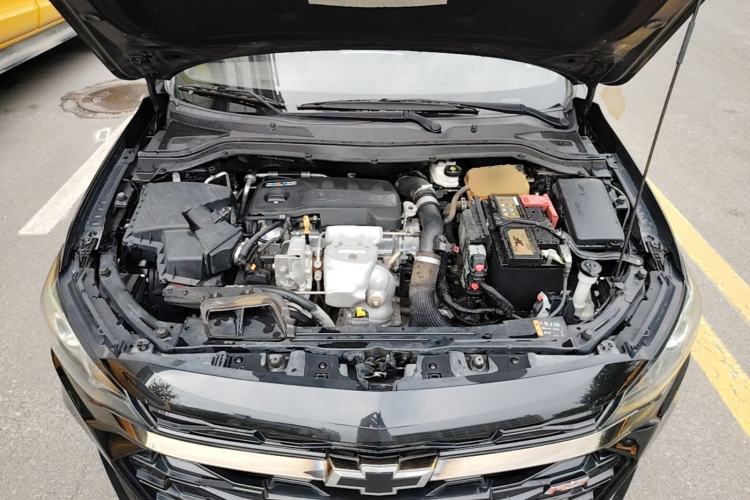 Used Chevrolet Monza 2019 RS 330T Automatic Comfort Edition China VI Standard Engine Bay