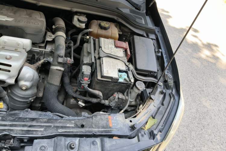 Used Chevrolet Monza 2019 Redline 320T Dual-Clutch Joyful Edition China VI Standard Engine Bay Left