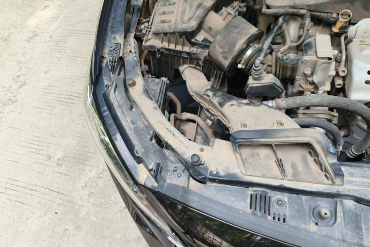 Used Chevrolet Monza 2019 Redline 320T Dual-Clutch Joyful Edition China VI Standard Engine Bay Right