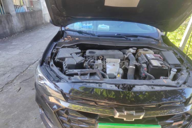 Used Chevrolet Monza 2019 RS 330T Automatic Comfort Edition China VI Standard Engine Bay Right