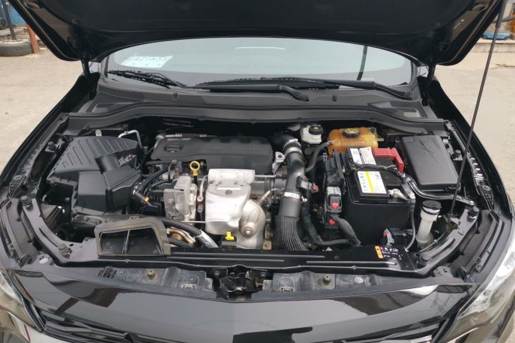 Used Chevrolet Monza 2019 RS 330T Automatic Comfort Edition China VI Standard Engine Bay