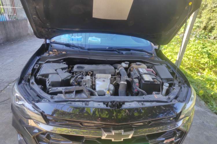 Used Chevrolet Monza 2019 RS 330T Automatic Comfort Edition China VI Standard Engine Bay