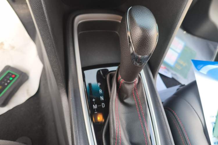 Used Chevrolet Monza 2019 RS 330T Automatic Comfort Edition China VI Standard Gear Lever