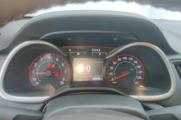 Used Chevrolet Monza 2019 RS 330T Automatic Sporty Edition China VI Standard Instrument Cluster