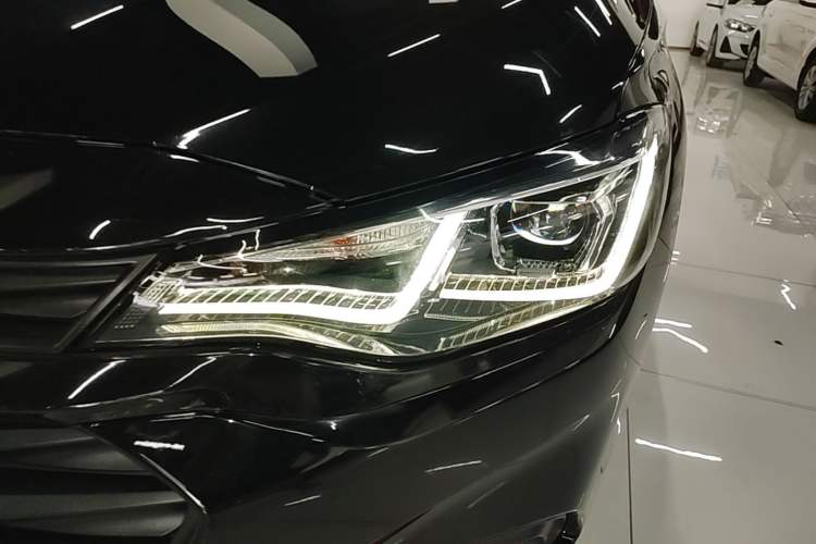 Used Chevrolet Monza 2019 Redline 320T Dual-Clutch Joyful Edition China VI Standard Left Front Headlight