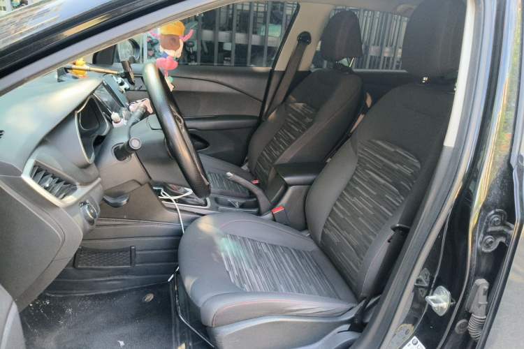 Used Chevrolet Monza 2019 Redline 320T Dual-Clutch Joyful Edition China VI Standard Left Front Seat