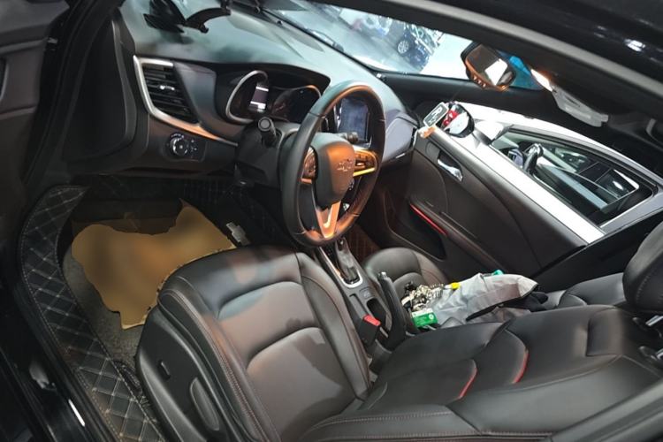 Used Chevrolet Monza 2019 RS 330T Automatic Sporty Edition China VI Standard Left Front Seat