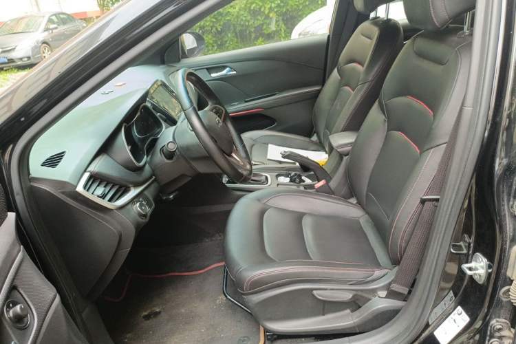 Used Chevrolet Monza 2019 RS 330T Automatic Comfort Edition China VI Standard Left Front Seat