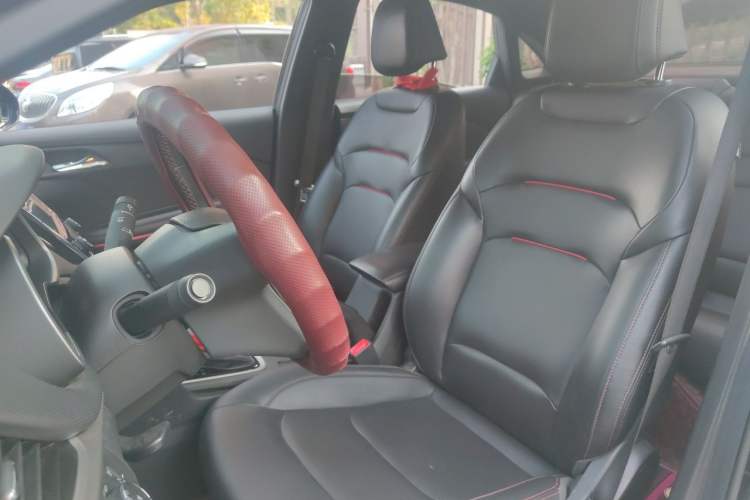 Used Chevrolet Monza 2019 RS 330T Automatic Comfort Edition China VI Standard Left Front Seat