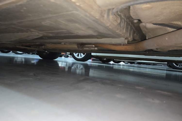 Used Chevrolet Monza 2019 RS 330T Automatic Sporty Edition China VI Standard Left Side Sill