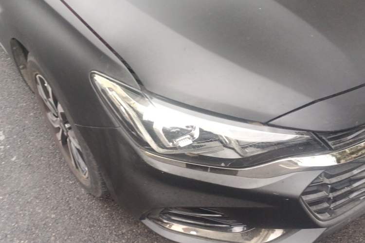 Used Chevrolet Monza 2019 RS 330T Automatic Sporty Edition China VI Standard Right Front Headlight