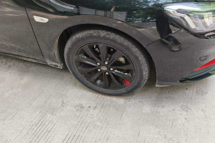 Used Chevrolet Monza 2019 Redline 320T Dual-Clutch Joyful Edition China VI Standard Right Front Wheel Hub