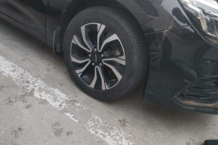 Used Chevrolet Monza 2019 RS 330T Automatic Comfort Edition China VI Standard Right Front Wheel Hub