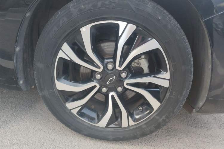 Used Chevrolet Monza 2019 RS 330T Automatic Comfort Edition China VI Standard Right Front Wheel Hub