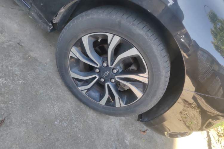 Used Chevrolet Monza 2019 RS 330T Automatic Comfort Edition China VI Standard Right Front Wheel Hub