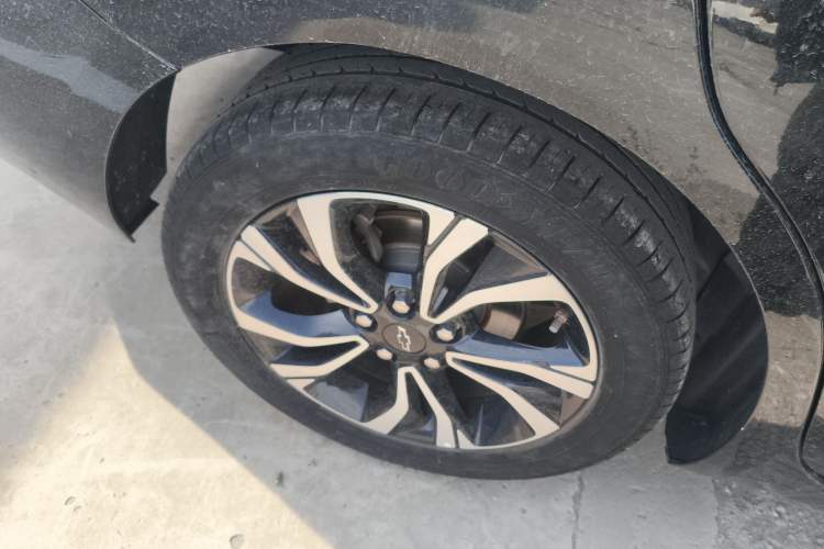 Used Chevrolet Monza 2019 RS 330T Automatic Comfort Edition China VI Standard Right Rear Wheel Hub
