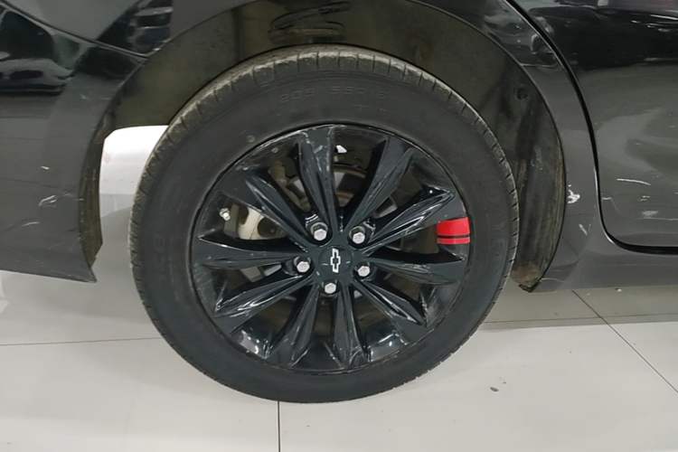 Used Chevrolet Monza 2019 Redline 320T Dual-Clutch Joyful Edition China VI Standard Right Rear Wheel Hub