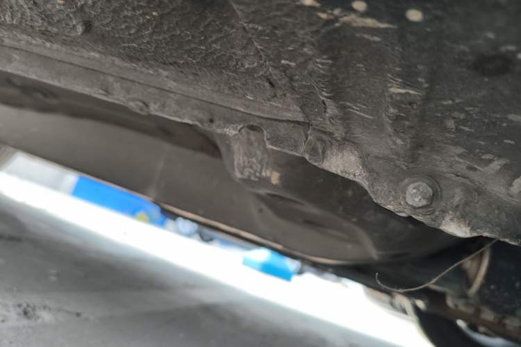 Used Chevrolet Monza 2019 RS 330T Automatic Comfort Edition China VI Standard Right Side Sill