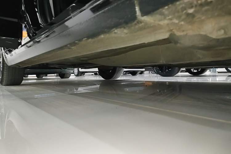 Used Chevrolet Monza 2019 Redline 320T Dual-Clutch Joyful Edition China VI Standard Right Side Sill