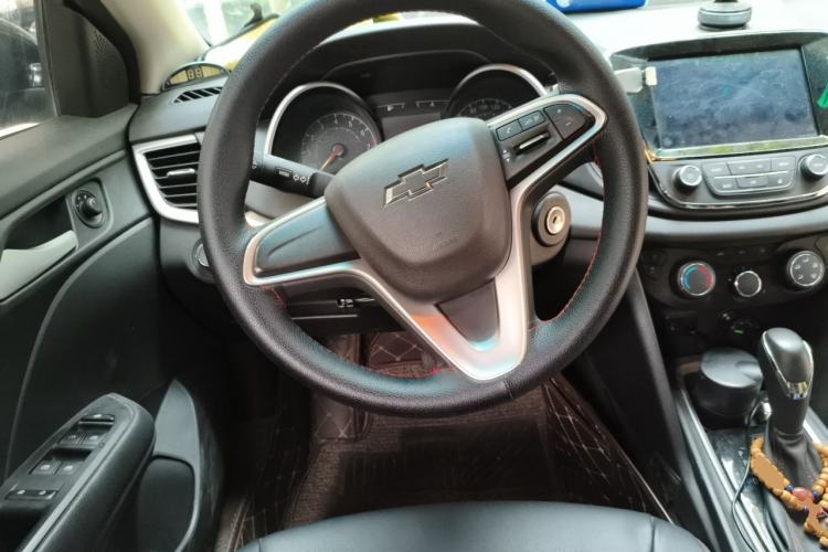Used Chevrolet Monza 2019 Redline 320T Dual-Clutch Joyful Edition China VI Standard Steering Wheel