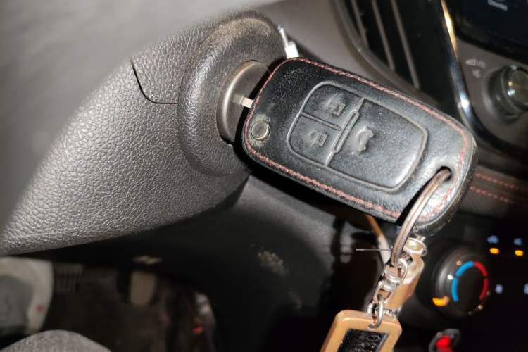 Used Chevrolet Monza 2019 RS 330T Automatic Comfort Edition China VI Standard Vehicle Key