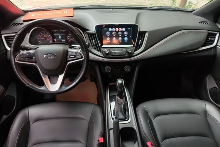 Used Chevrolet Monza 2019 RS 330T Automatic Comfort Edition China VI Standard Center Console
