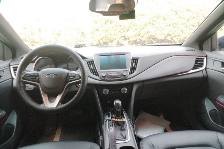 Used Chevrolet Monza 2019 RS 330T Automatic Comfort Edition China VI Standard Center Console