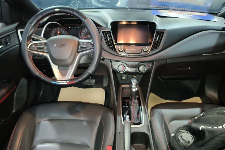 Used Chevrolet Monza 2019 RS 330T Automatic Comfort Edition China VI Standard Center Console