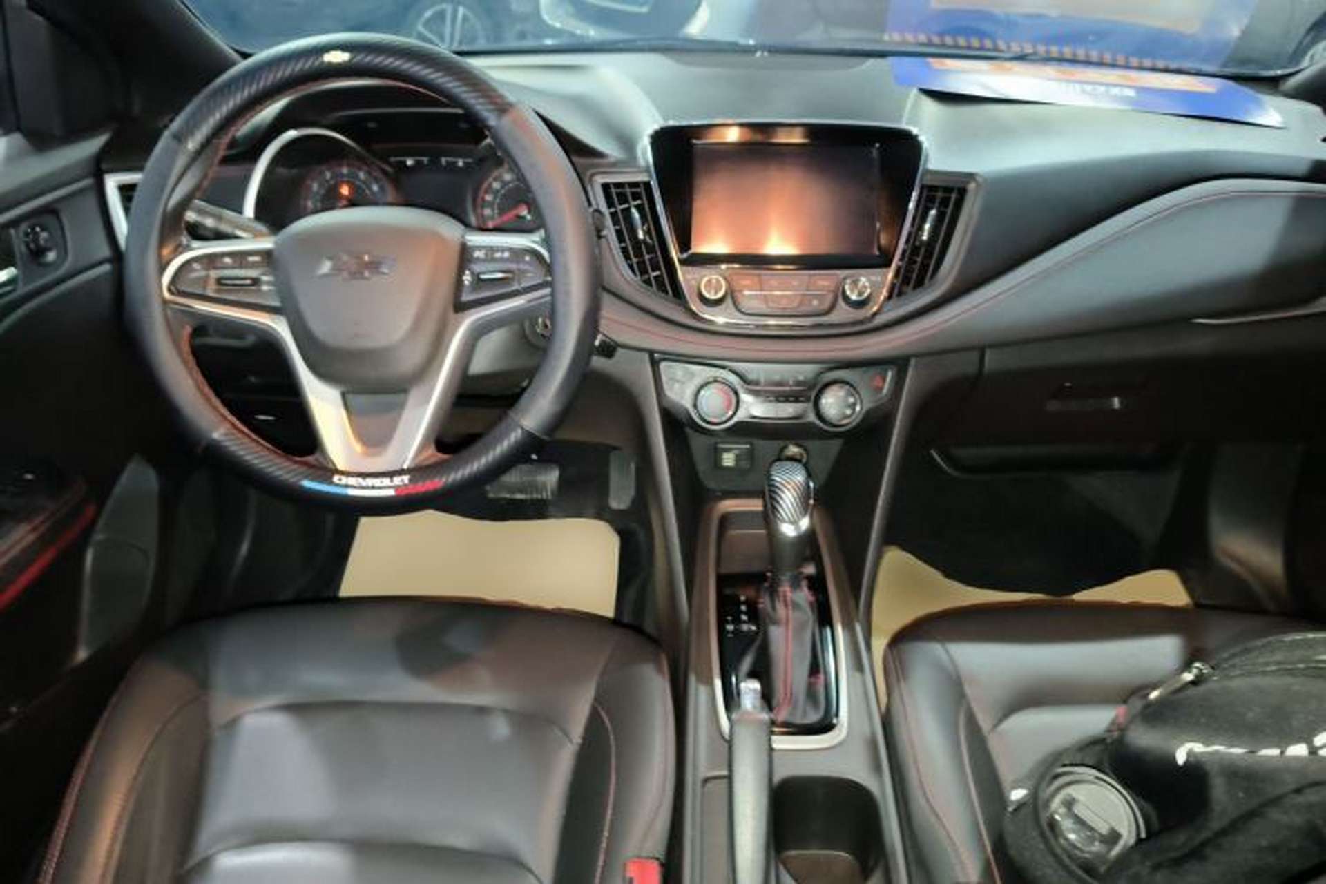 Used Chevrolet Monza 2019 RS 330T Automatic Comfort Edition China VI Standard Center Console