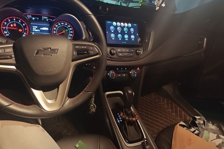 Used Chevrolet Monza 2019 RS 330T Automatic Comfort Edition China VI Standard Center Console