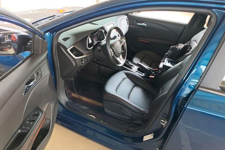 Used Chevrolet Monza 2019 RS 330T Automatic Comfort Edition China VI Standard Driver Seat