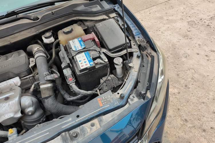 Used Chevrolet Monza 2019 RS 330T Automatic Comfort Edition China VI Standard Engine Bay Left